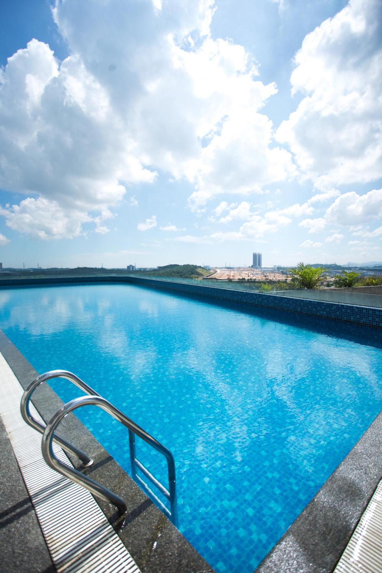 D'Pristine Medini By The One - 8Min Walk To Legoland Apartment Nusajaya  Exterior foto