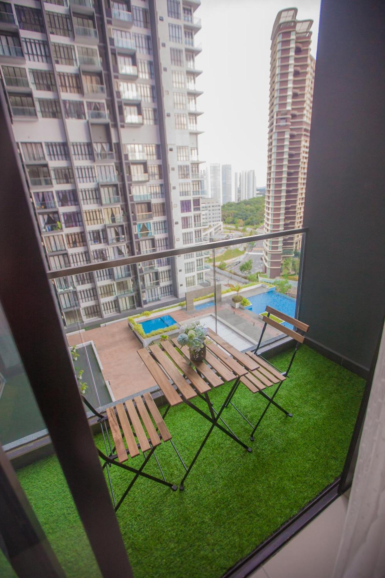 D'Pristine Medini By The One - 8Min Walk To Legoland Apartment Nusajaya  Exterior foto